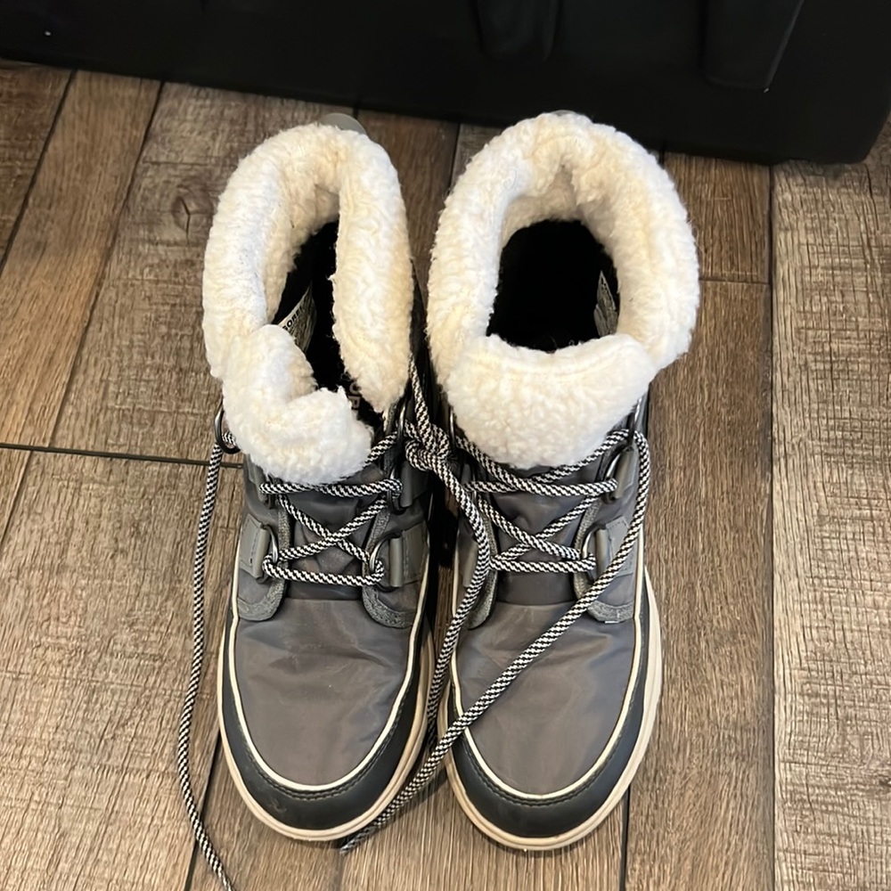 Women’s Sorel winter boots